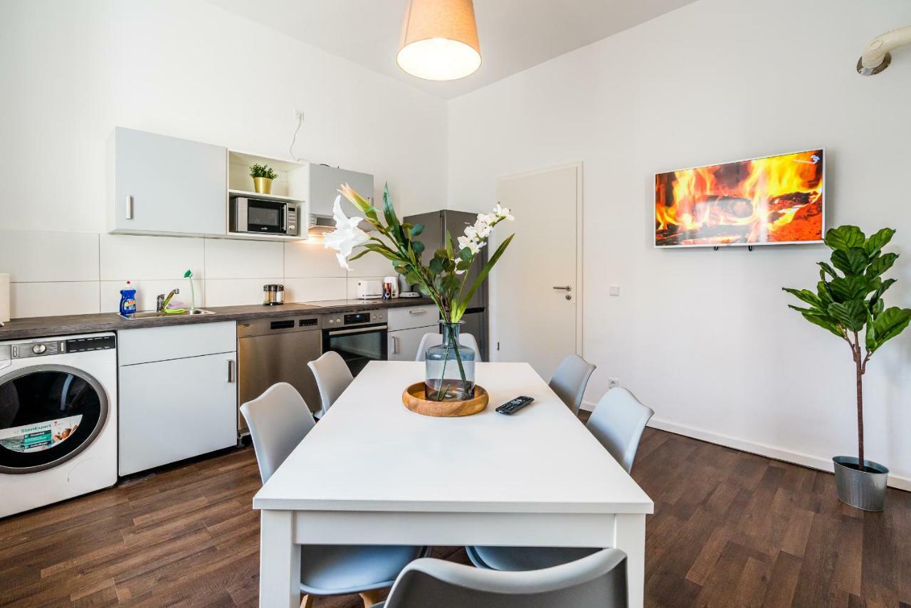Adora Apartment Хилден Екстериор снимка